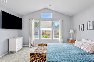 1742 NE Blue Heron Dr, Portland, OR 97211 - Photo 24