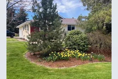 870 Hobbs Rd, Hood River, OR 97031 - Photo 2