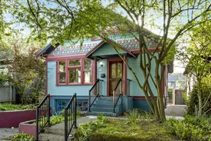 1229 SE 34th Ave, Portland, OR 97214 - Photo 2