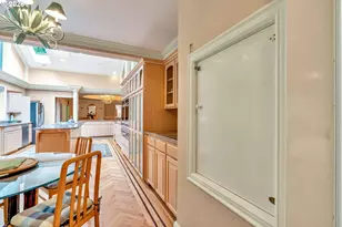 25906 E Highview Dr, Welches, OR 97067 - Photo 16