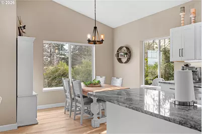 1118 S 11th St, Coos Bay, OR 97420 - Photo 10