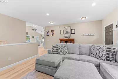 1118 S 11th St, Coos Bay, OR 97420 - Photo 6