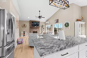 1118 S 11th St, Coos Bay, OR 97420 - Photo 14