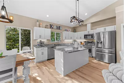 1118 S 11th St, Coos Bay, OR 97420 - Photo 12