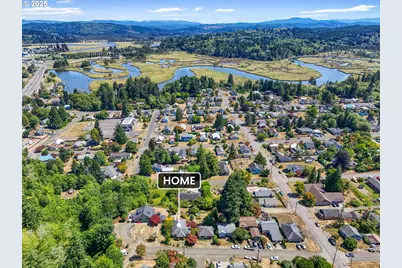 719 Peters St, Raymond, WA 98577 - Photo 44