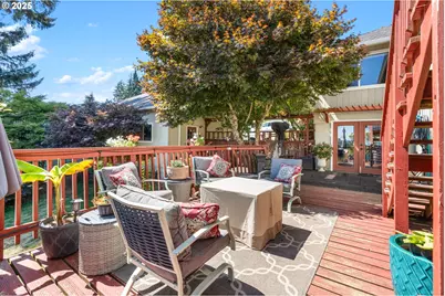 719 Peters St, Raymond, WA 98577 - Photo 32