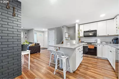 190 Kashmir St, Salem, OR 97306 - Photo 12