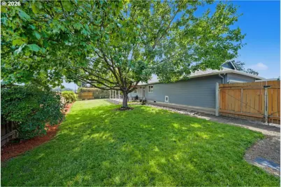 1002 37th Ave, Albany, OR 97321 - Photo 8