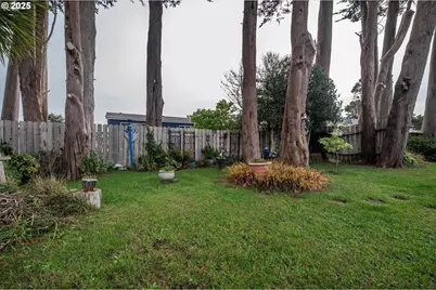535 Harrison Ave SW, Bandon, OR 97411 - Photo 36