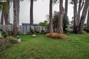 535 Harrison Ave SW, Bandon, OR 97411 - Photo 36