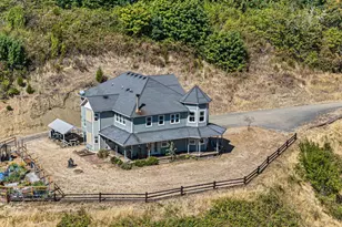 785 Mathis Hill Rd, Yoncalla, OR 97499 - Photo 2