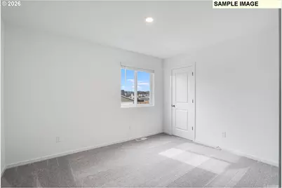 5766 Bainbridge Rd, Eugene, OR 97402 - Photo 14