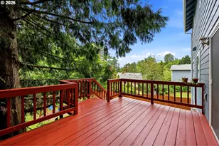 611 SE Lovrien Pl, Gresham, OR 97080 - Photo 36