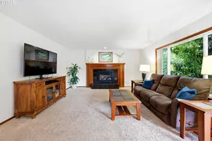 611 SE Lovrien Pl, Gresham, OR 97080 - Photo 14