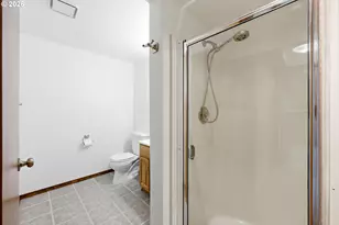 611 SE Lovrien Pl, Gresham, OR 97080 - Photo 34