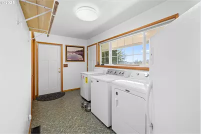 6550 Curl Rd, Tillamook, OR 97141 - Photo 22