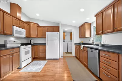 110 S Harrison St, Newberg, OR 97132 - Photo 12