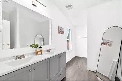 110 S Harrison St, Newberg, OR 97132 - Photo 22