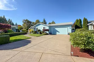 3220 Crescent Ave, Eugene, OR 97408 - Photo 1