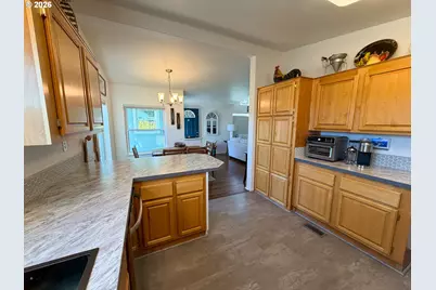 3220 Crescent Ave #28, Eugene, OR 97408 - Photo 16
