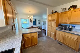 3220 Crescent Ave, Eugene, OR 97408 - Photo 16