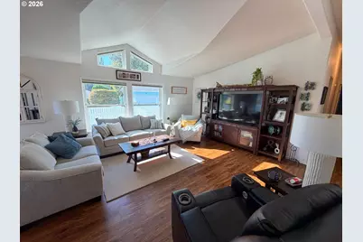 3220 Crescent Ave #28, Eugene, OR 97408 - Photo 8