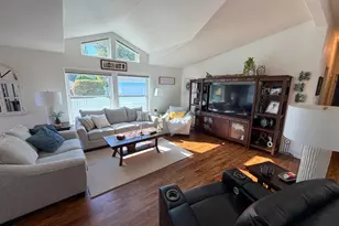 3220 Crescent Ave, Eugene, OR 97408 - Photo 8