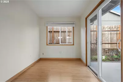 16045 SW Queen Victoria Pl, King City, OR 97224 - Photo 16