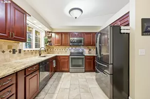 2073 SE Kane Ave, Gresham, OR 97080 - Photo 8