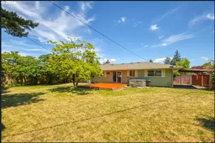 1137 SE 224th Ave, Gresham, OR 97030 - Photo 20