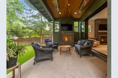 915 Oak Ter, Lake Oswego, OR 97034 - Photo 18