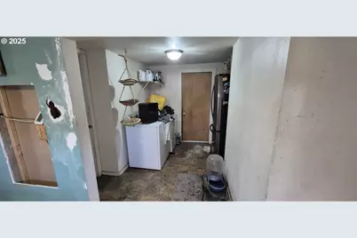 521 SW 19th St, Pendleton, OR 97801 - Photo 4