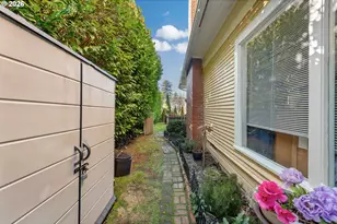 1475 Sherman Ave, North Bend, OR 97459 - Photo 4