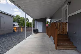 1202 Bridge Loop, Lafayette, OR 97127 - Photo 12