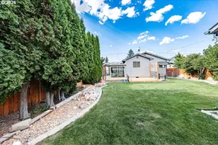 1325 Court Ave, Baker City, OR 97814 - Photo 24