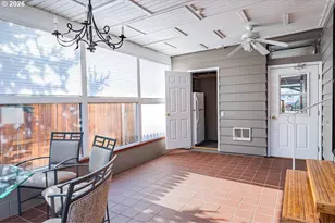 1325 Court Ave, Baker City, OR 97814 - Photo 20