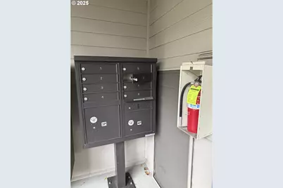 9837 NE Irving St #322, Portland, OR 97220 - Photo 32