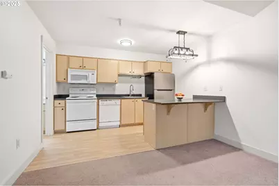 9837 NE Irving St #322, Portland, OR 97220 - Photo 12