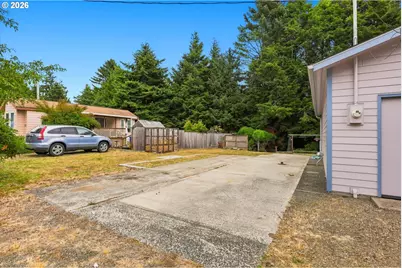 550 SE Reef Ave SE #20000, Lincoln City, OR 97367 - Photo 18