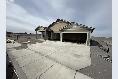 859 E Kinsley Ave, Hermiston, OR 97838 - Photo 2