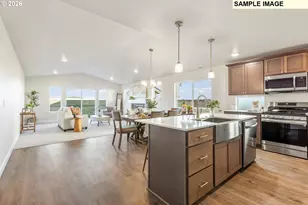 859 E Kinsley Ave, Hermiston, OR 97838 - Photo 8