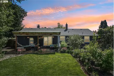 12335 SE Salmon St, Portland, OR 97233 - Photo 36