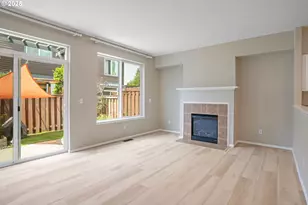 913 SE Handel Pl, Hillsboro, OR 97123 - Photo 6