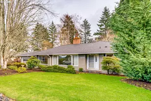 5770 SW Arrow-Wood Ln, Portland, OR 97225 - Photo 2