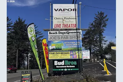 1240 Chetco Ave, Brookings, OR 97415 - Photo 4