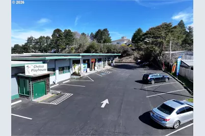 1240 Chetco Ave, Brookings, OR 97415 - Photo 16