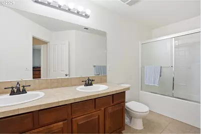 3468 SE Silver Fox Ave, Hillsboro, OR 97123 - Photo 34