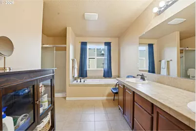 3468 SE Silver Fox Ave, Hillsboro, OR 97123 - Photo 30