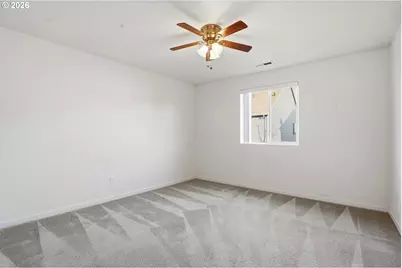 3468 SE Silver Fox Ave, Hillsboro, OR 97123 - Photo 36