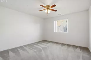 3468 SE Silver Fox Ave, Hillsboro, OR 97123 - Photo 36